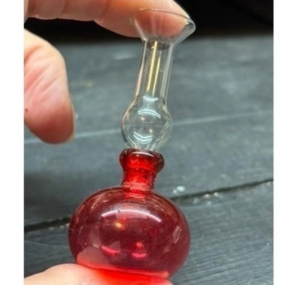 Vintage‎ Miniature Red Blown Glass Vase Tiny Collectible Accent Decor